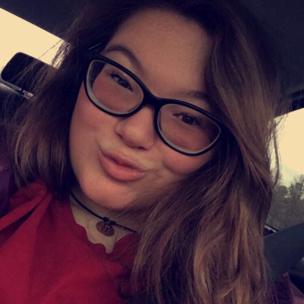 Meet your Posher, Brooke